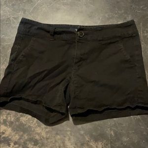 American Eagle black shorts